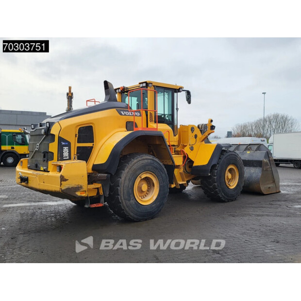 2017 فولفو L180H-44063891