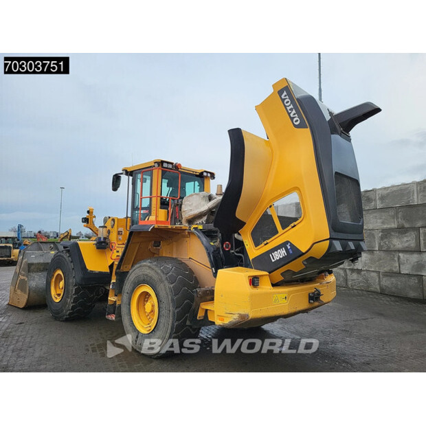 2017 فولفو L180H-44063901