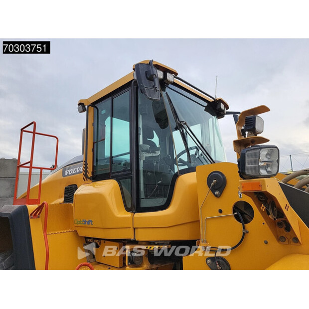 2017 فولفو L180H-44063908