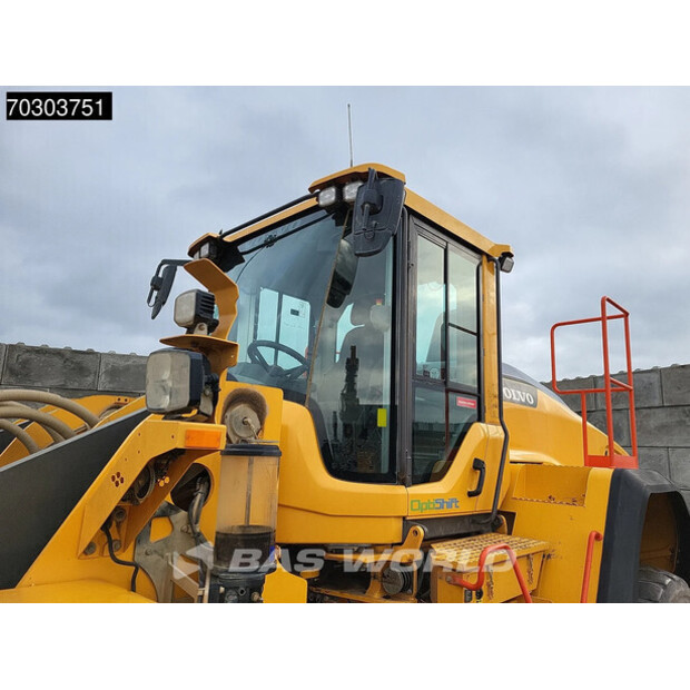 2017 فولفو L180H-44063909