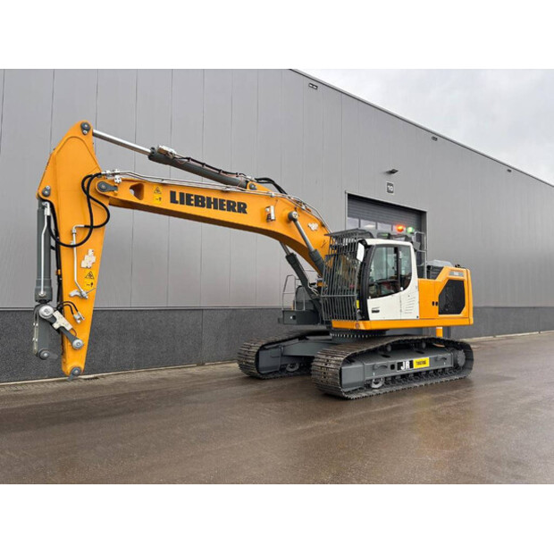 2024 ليبهير R930LC-44065212