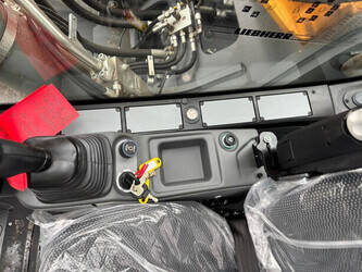 2024-liebherr-r930lc-1390684-44065223