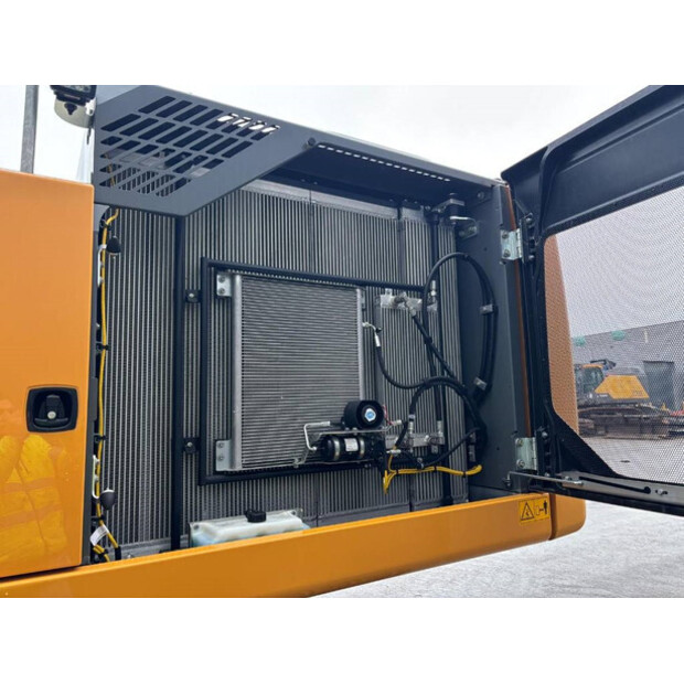 2024 ليبهير R930LC-44065229