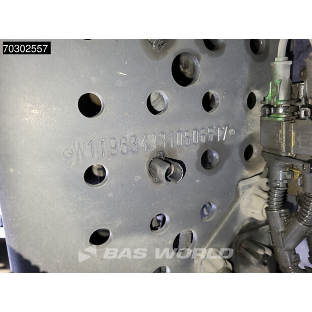 2021 مرسيدس بنز ACTROS 1845-44065471