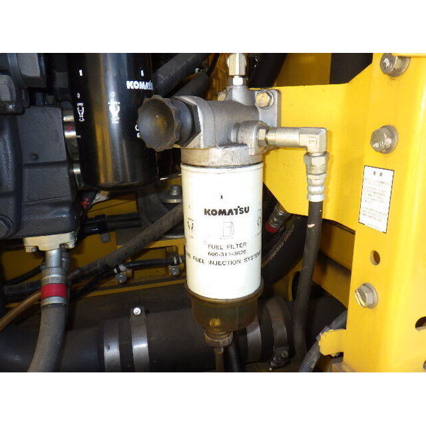 2020 كوماتسو PC200-11-44065826