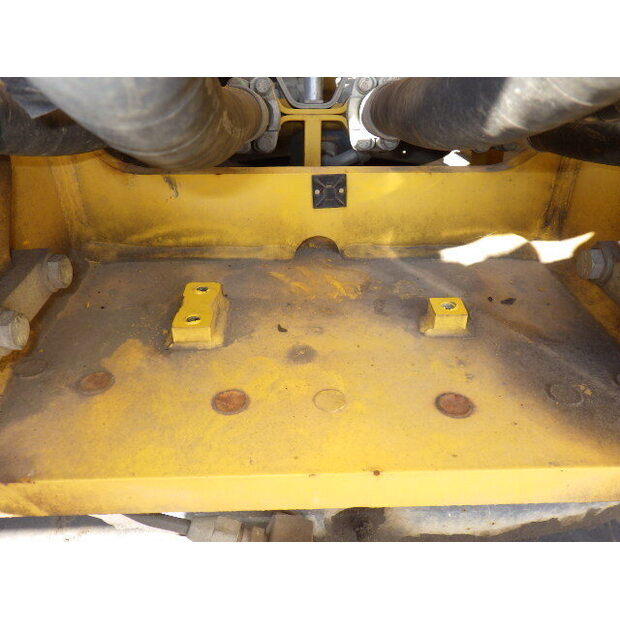 2020 كوماتسو PC200-11-44065833