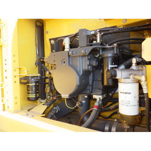 2020 كوماتسو PC200-11-44065852