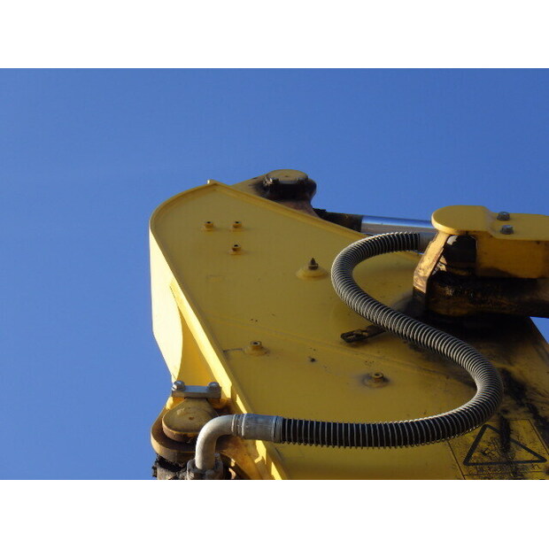 2020 كوماتسو PC200-11-44065855