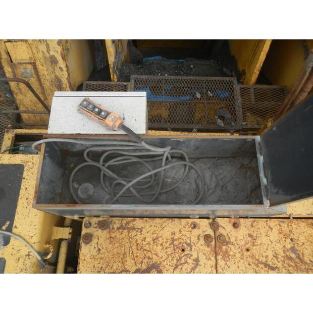 1998 كوماتسو BR1600JG-1-44066038