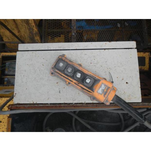 1998 كوماتسو BR1600JG-1-44066039