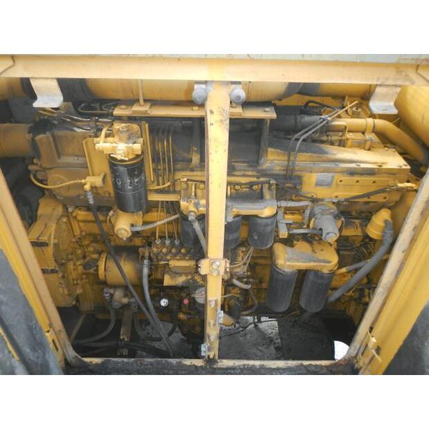 1998 كوماتسو BR1600JG-1-44066040