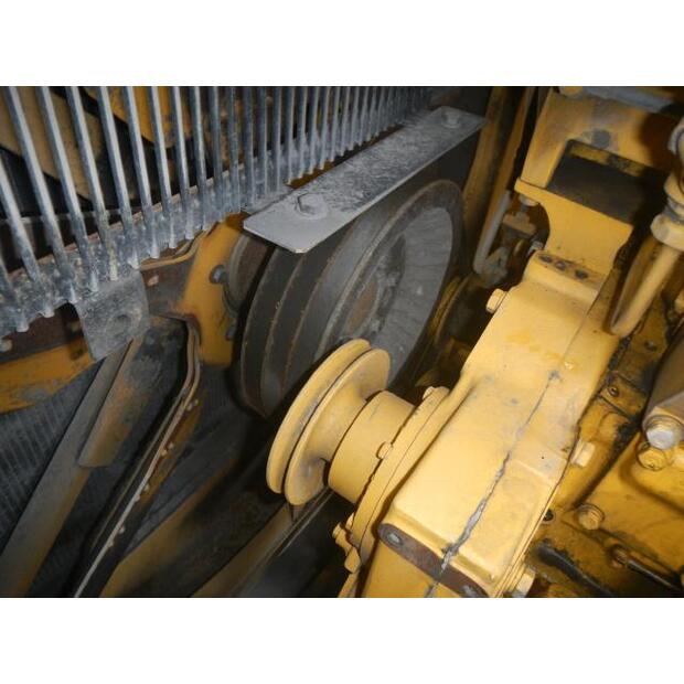 1998 كوماتسو BR1600JG-1-44066044