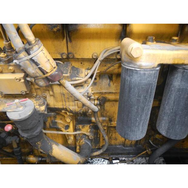 1998 كوماتسو BR1600JG-1-44066048