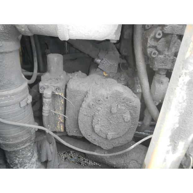 1998 كوماتسو BR1600JG-1-44066056