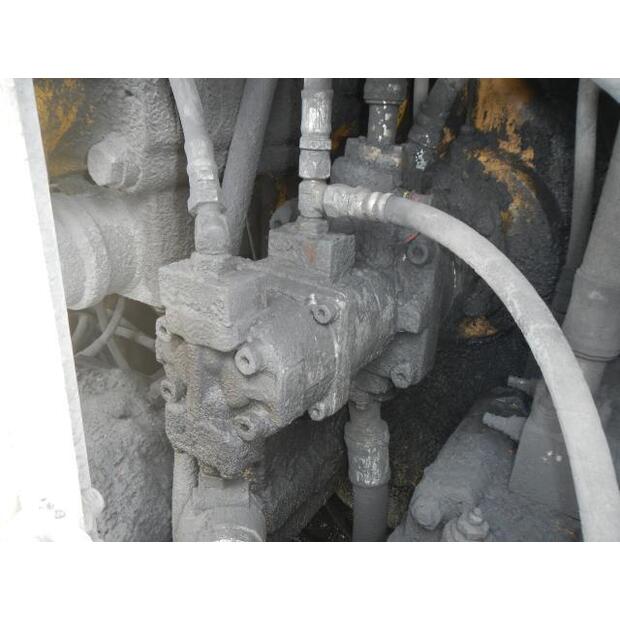 1998 كوماتسو BR1600JG-1-44066058