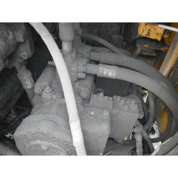 1998 كوماتسو BR1600JG-1-44066059