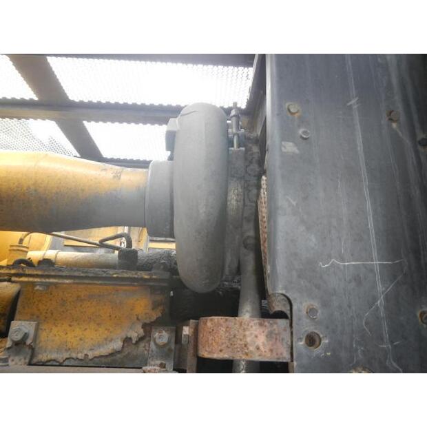 1998 كوماتسو BR1600JG-1-44066067