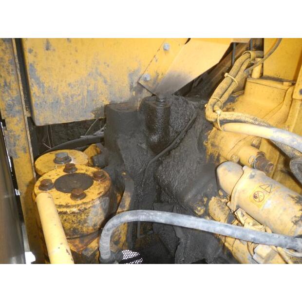 1998 كوماتسو BR1600JG-1-44066068