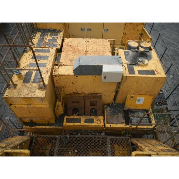 1998 كوماتسو BR1600JG-1-44066081