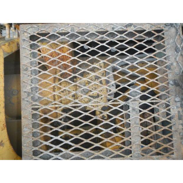 1998 كوماتسو BR1600JG-1-44066161