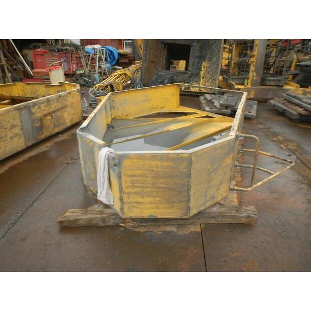 1998 كوماتسو BR1600JG-1-44066182