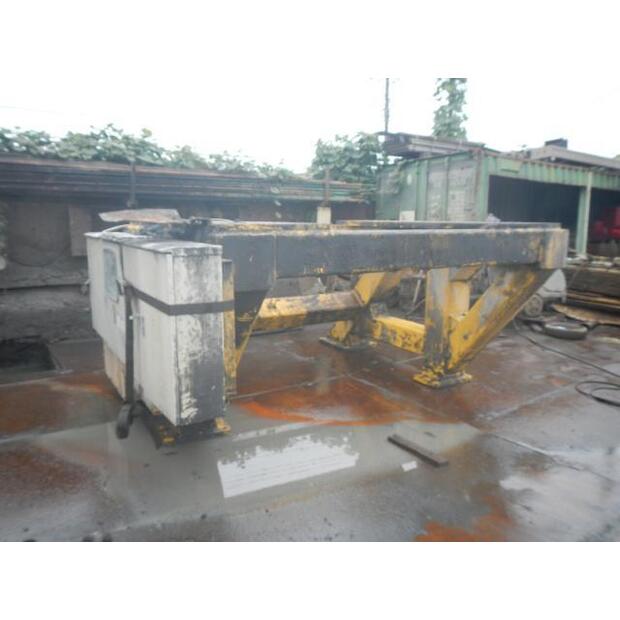 1998 كوماتسو BR1600JG-1-44066192