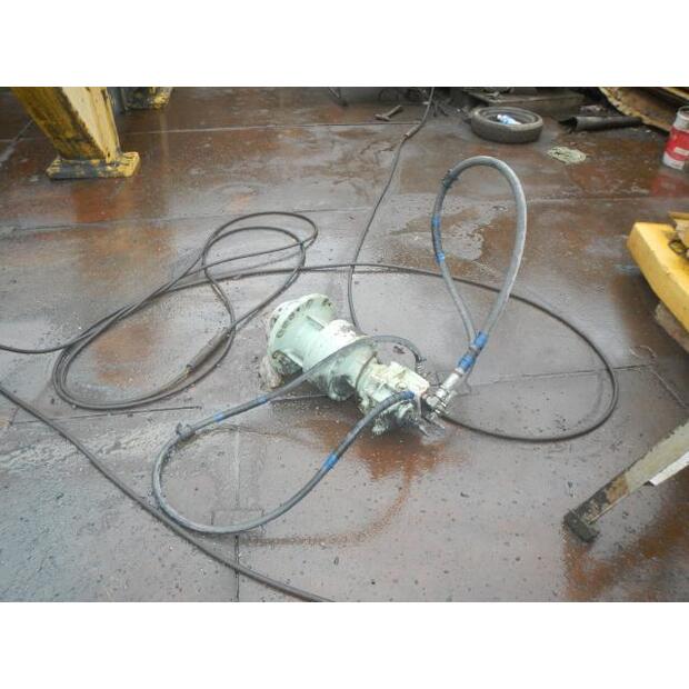 1998 كوماتسو BR1600JG-1-44066196