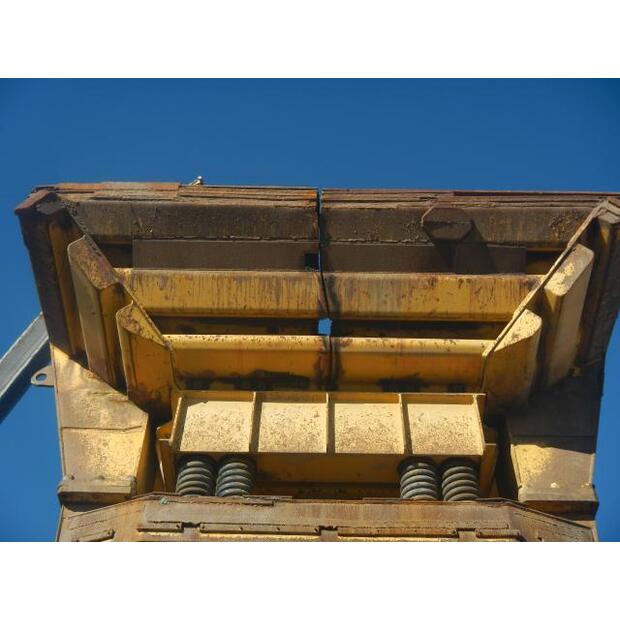 1998 كوماتسو BR1600JG-1-44066243