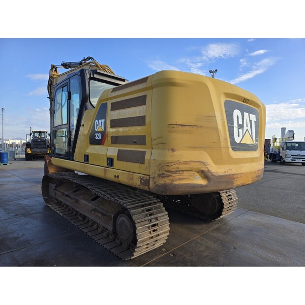 2018 Caterpillar 320-44066316