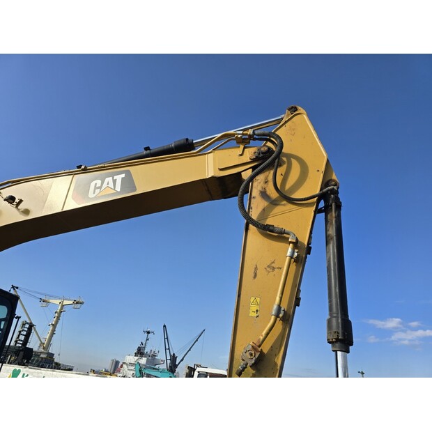 2018 Caterpillar 320-44066323