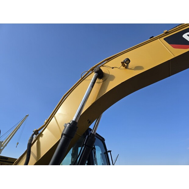 2018 Caterpillar 320-44066324