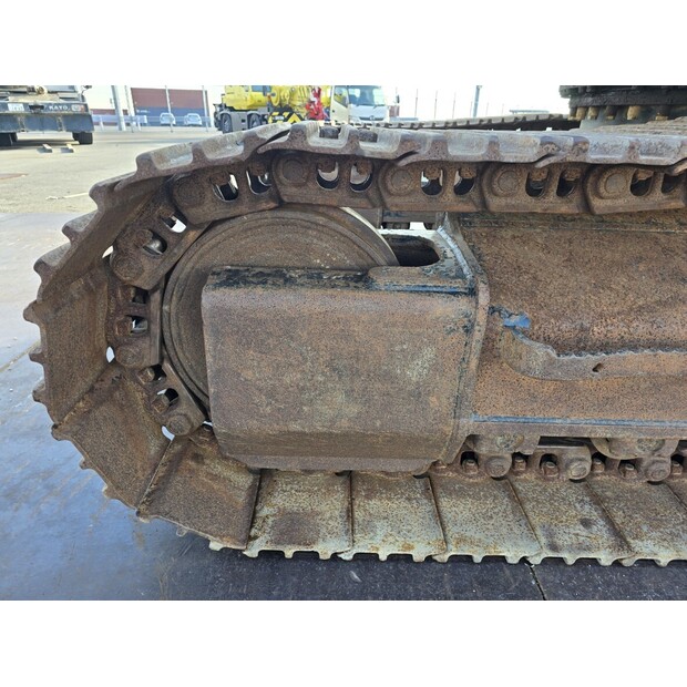 2018 Caterpillar 320-44066328