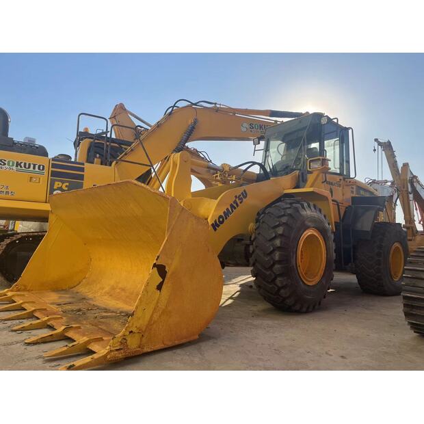 2005 كوماتسو WA320-44066747