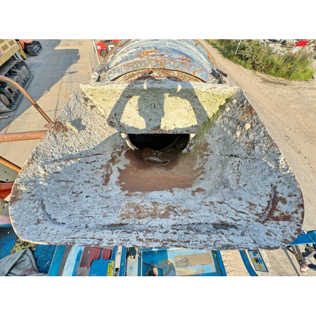 1994 مولدر 10M3-44067379