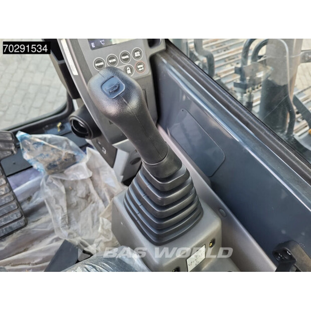 2025 Hyundai R215L-44067511