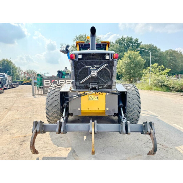 2015 Volvo G970-44067671