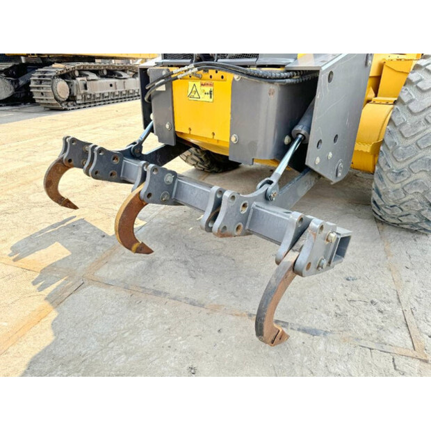 2015 Volvo G970-44067679