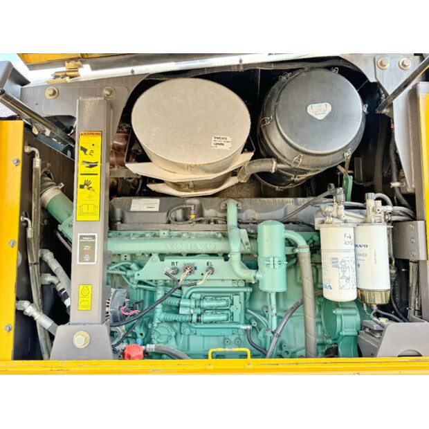 2015 Volvo G970-44067683