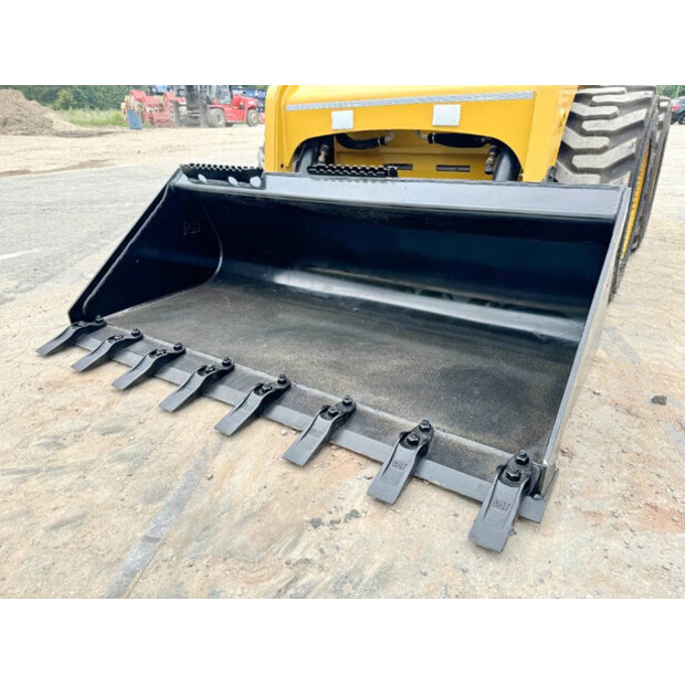 2025 كاتربيلر 216B3-44067831