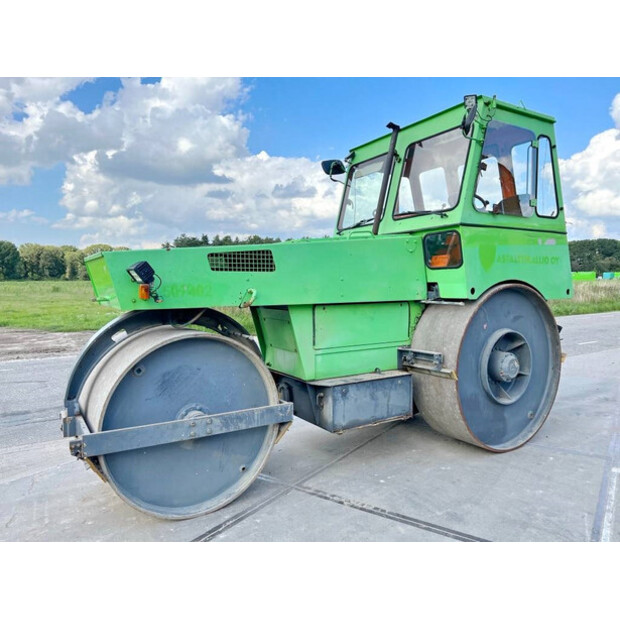 1992 HAMM HW90B/12-44067859