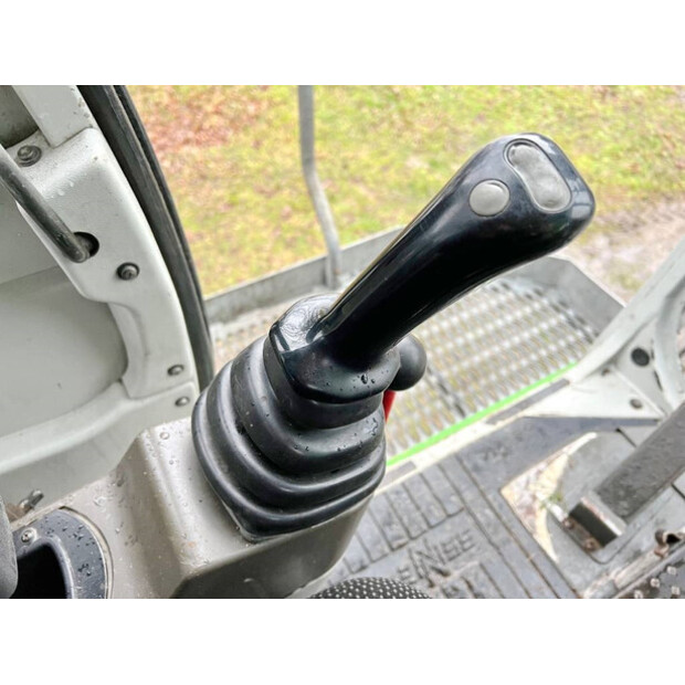 2013 SENNEBOGEN 825-44067879