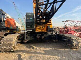 صورة ل كرينات مجنزرة 2006 كوبيلكو CKE1350-1F