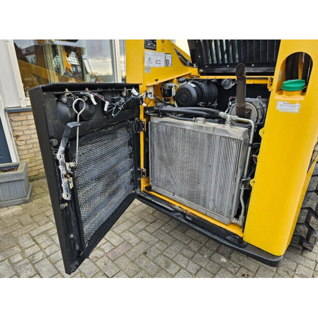 2020 جهل R165-44069707