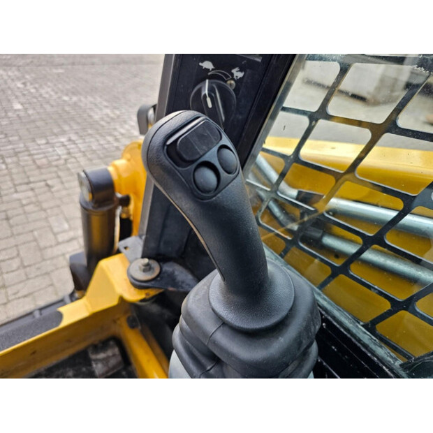 2020 جهل R165-44069717