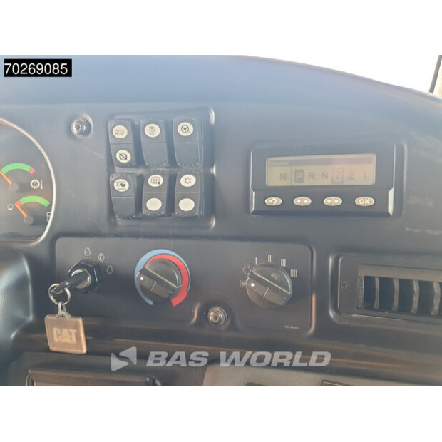 2011 Caterpillar 772-44069881