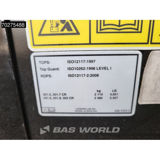 2023 Caterpillar 301.5-44070051