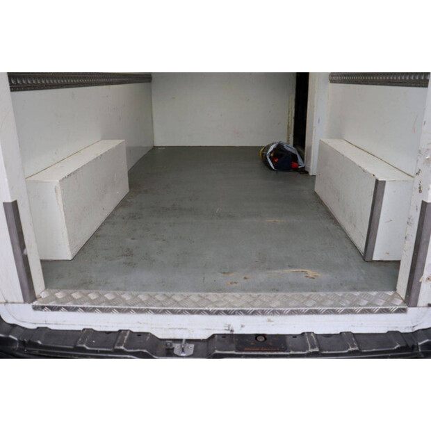 2020 Ford TRANSIT-44070152