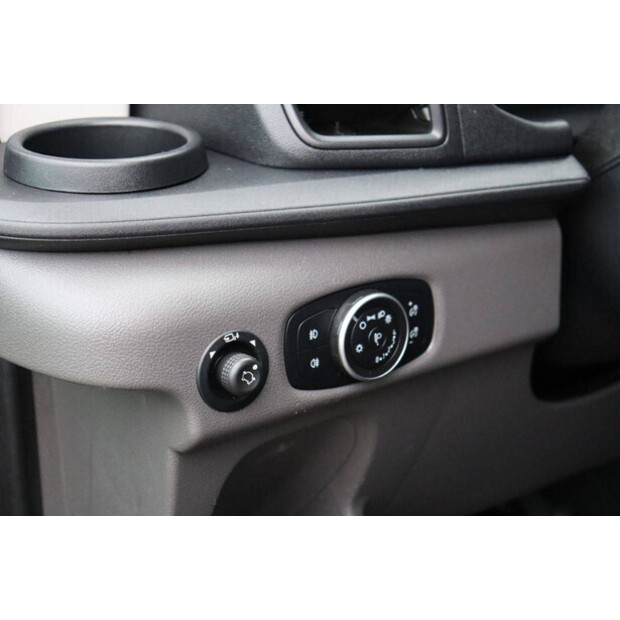 2020 Ford TRANSIT-44070247