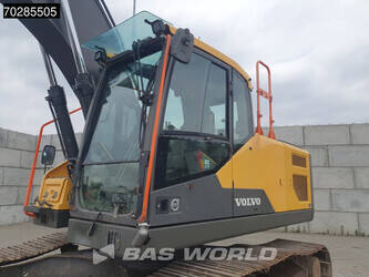 2018-volvo-ec220el-1290873-44070342