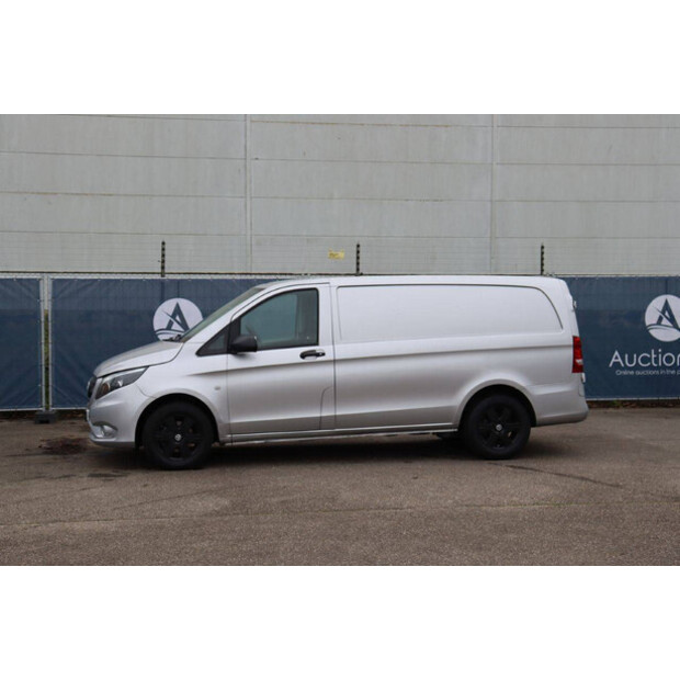 2018 Mercedes-Benz Vito-44070350